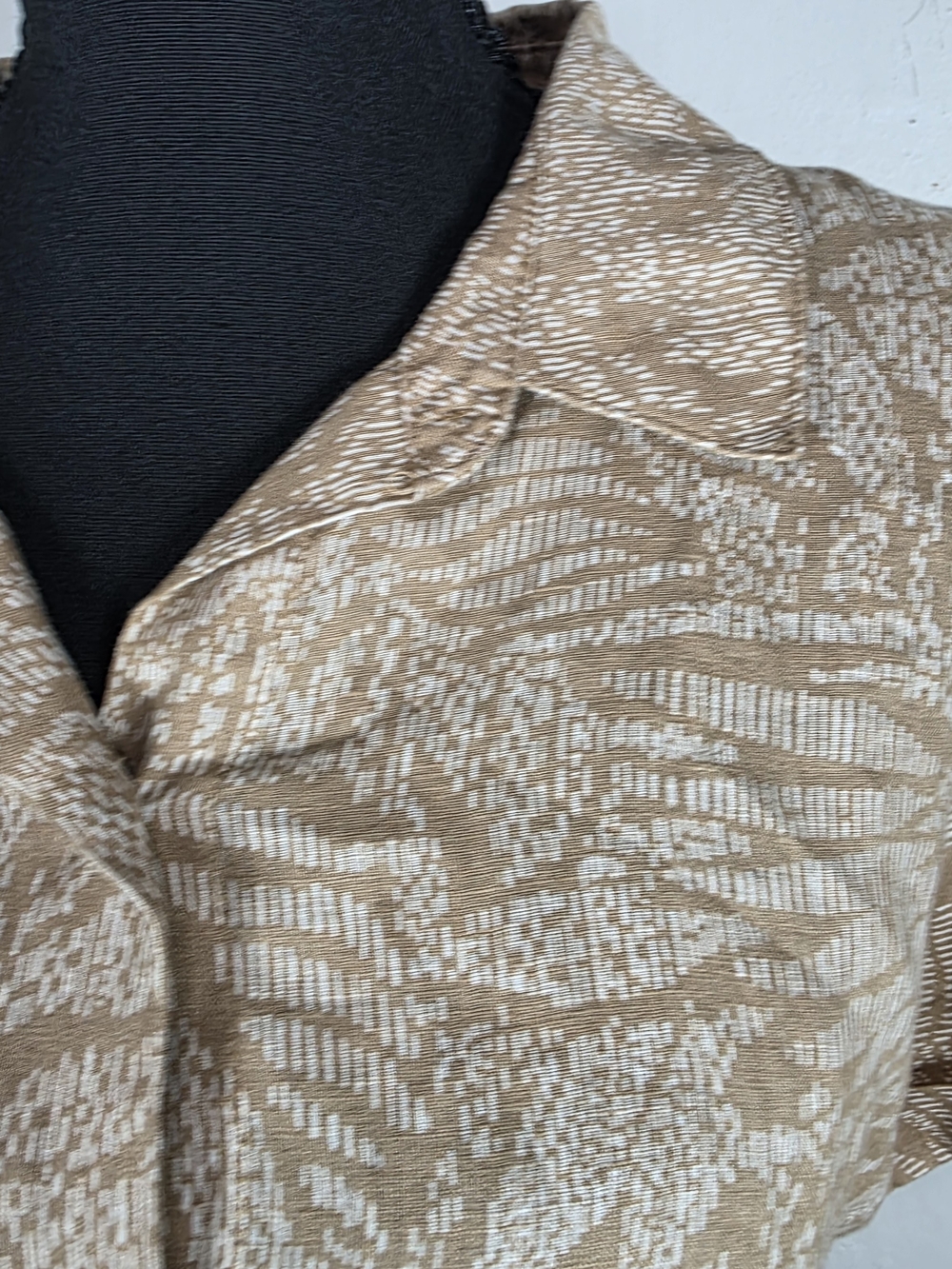 Sigrid Olsen Beige Sandstone Print Button-Down Shirt - Picture 2 of 4